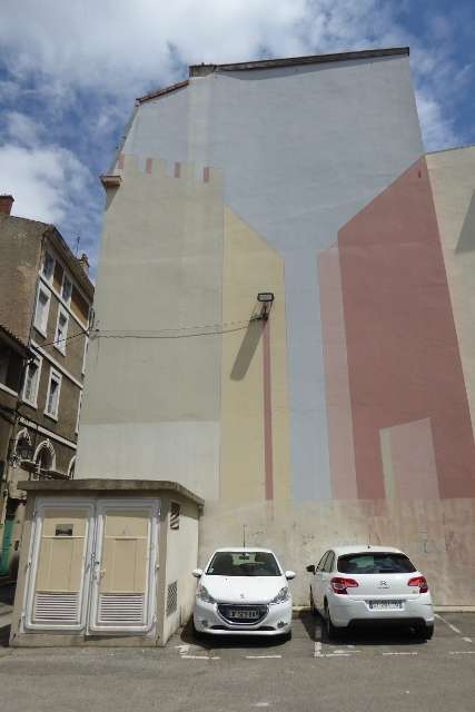 VALENCE 24 427x640